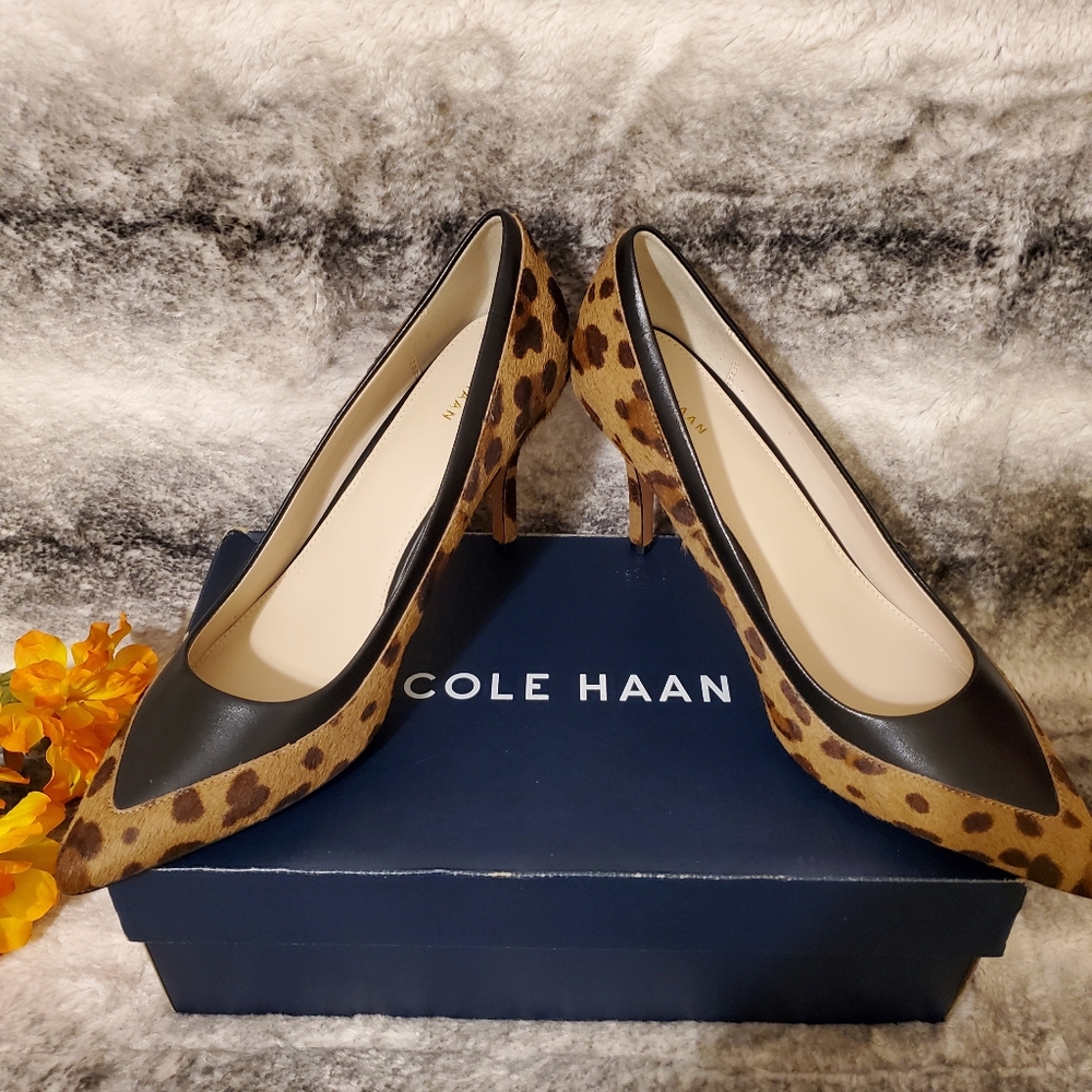 Dress pumps